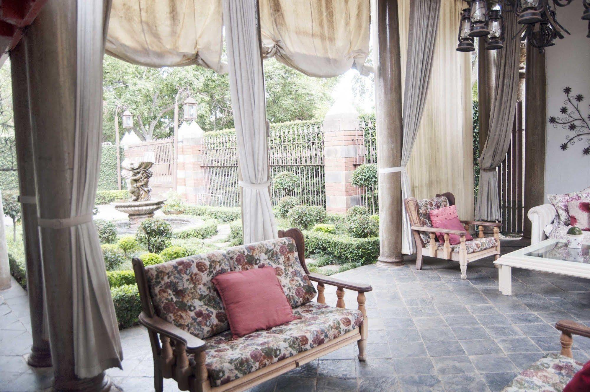 Brooklyn Guesthouses Pretoria-Noord Exteriér fotografie